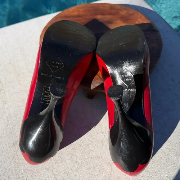 John Fluevog Listen Ups Stacey Red with Black Piping RARE FIND Size 9 - Picture 11 of 15